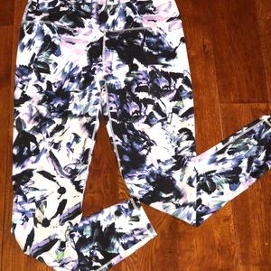 Fabletics yoga pants